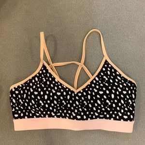 NWOT White Fox x Sarah’s Day 101 Day Dreamers Sports Bra